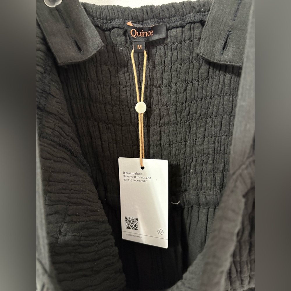 NWT Quince Women 100% Organic Cotton Gauze Smocked Wide Leg Jumpsuit Black Sz M - Picture 4 of 7